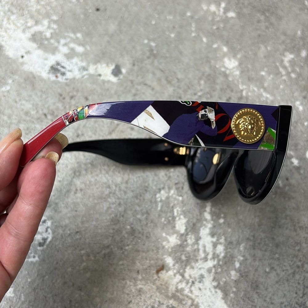 Versace Vogue tribute sunglasses - Picture 5 of 8